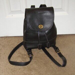 Vintage COACH black leather Backpack